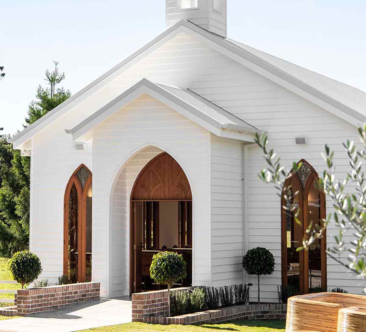 The Valley Estate - dog-friendly wedding venue Currumbin Waters