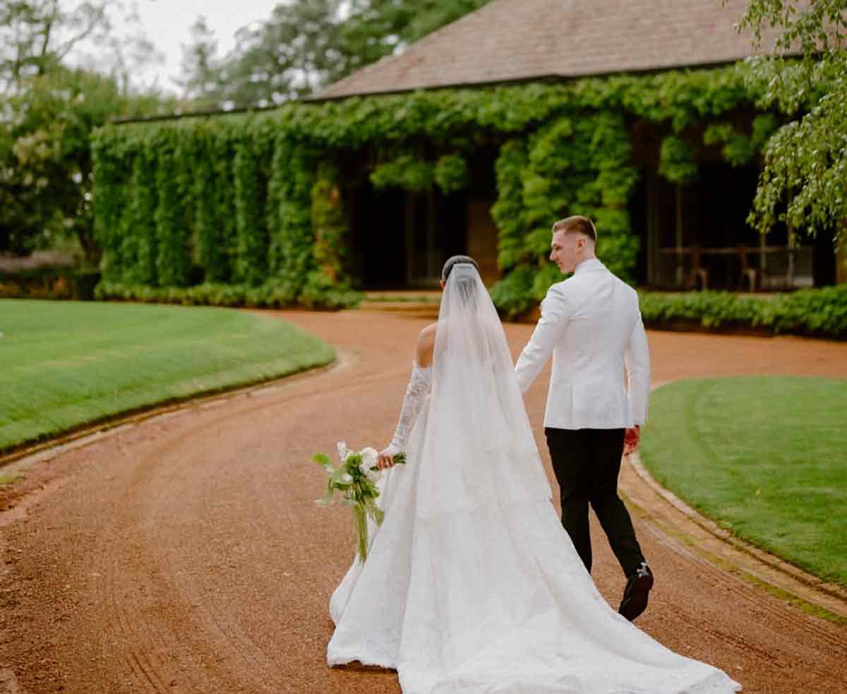 Bendooley Estate - dog-friendly wedding venue Wollongong