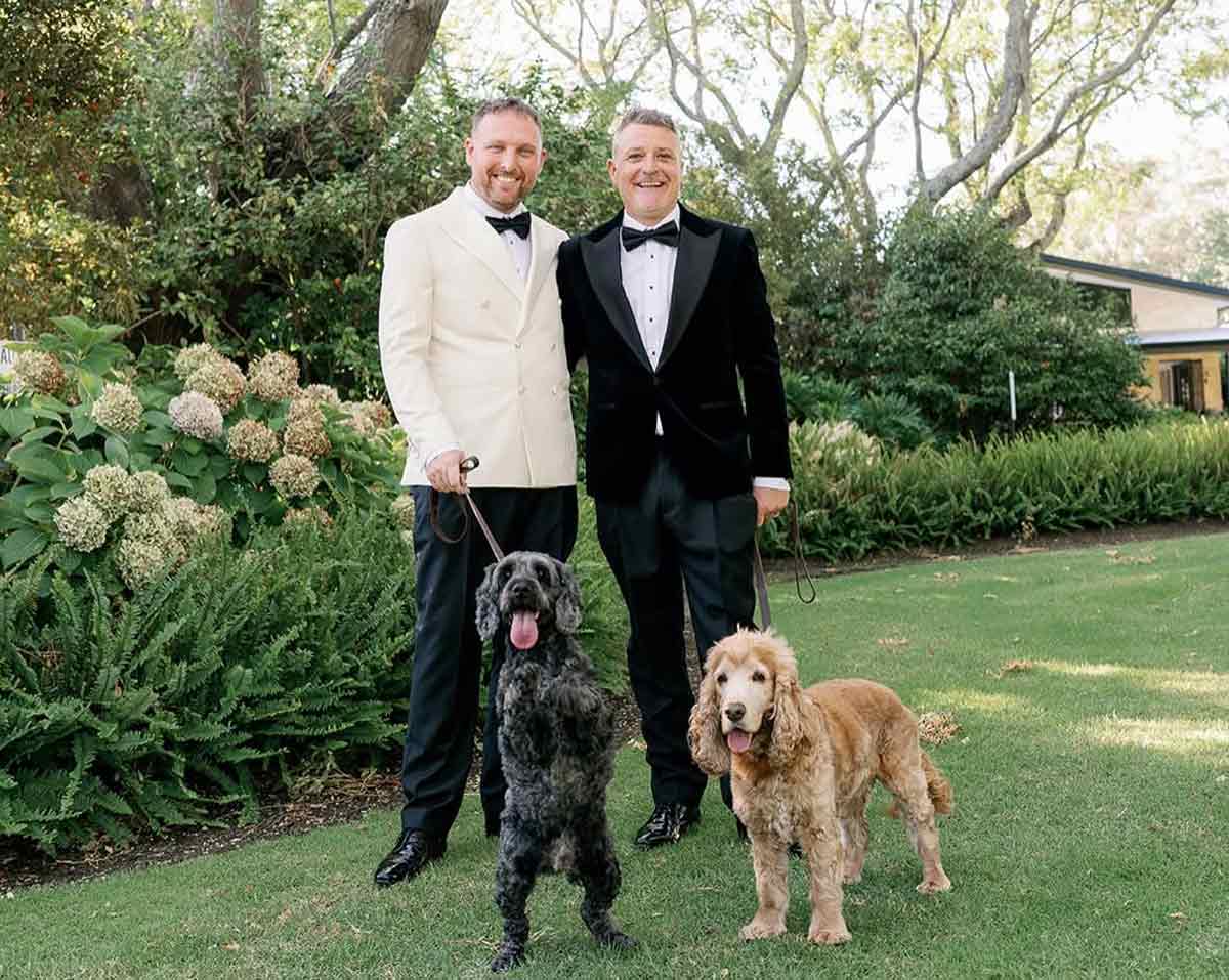 Wedding Tails WA	- wedding dog chaperone Perth