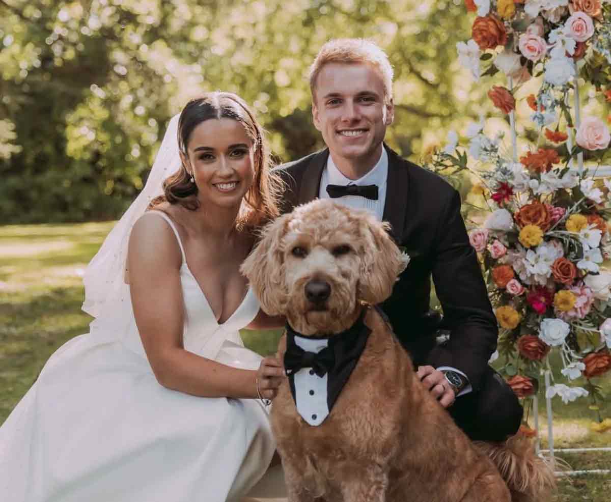 WeddingTails - wedding day dog chaperone Launceston