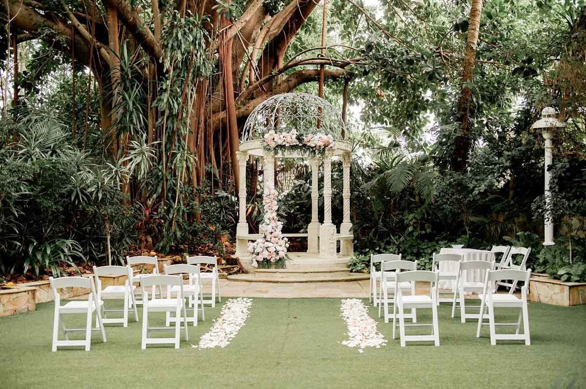 Boulevard Gardens - dog-friendly wedding venue Brisbane
