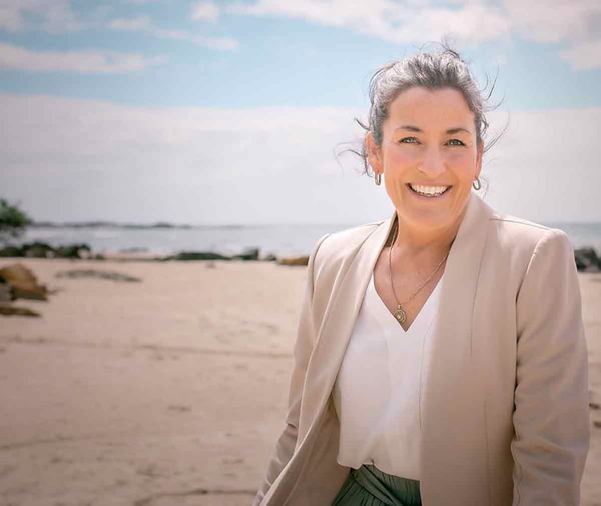 Marry Me Tasmania - dog-friendly wedding celebrant